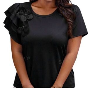 Ruffle Rose Appliqué Trim Top. Women’s Plus Size NEW